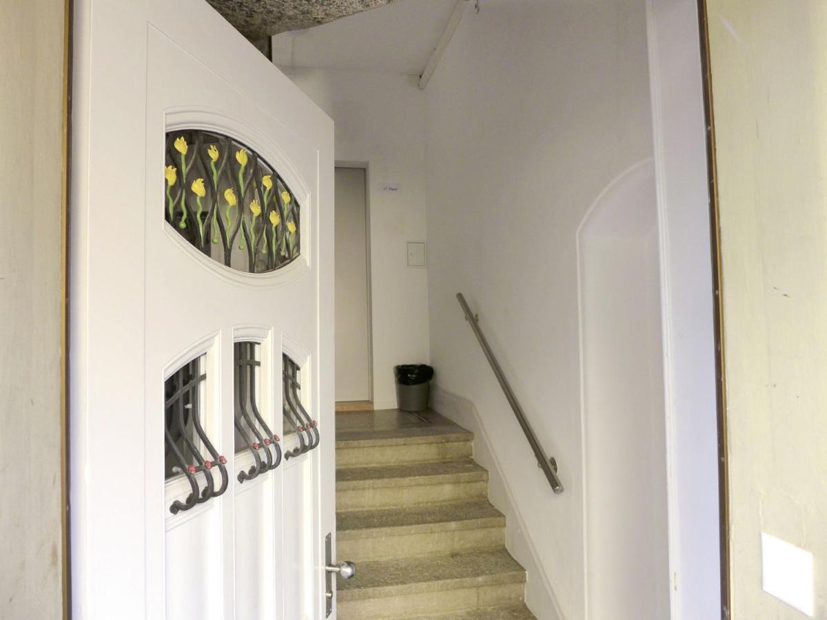 Henry's 100 By Interhome Apartment *
